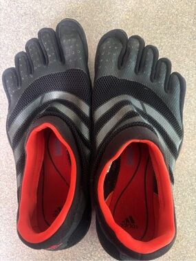 Adidas Adipure Barefoot Trainer / Finger Toe Shoes
